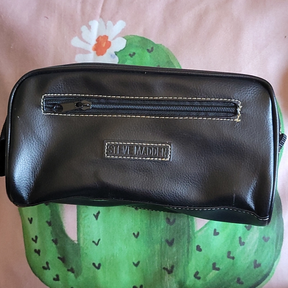 Steve Madden Toiletry/Travel  Bag